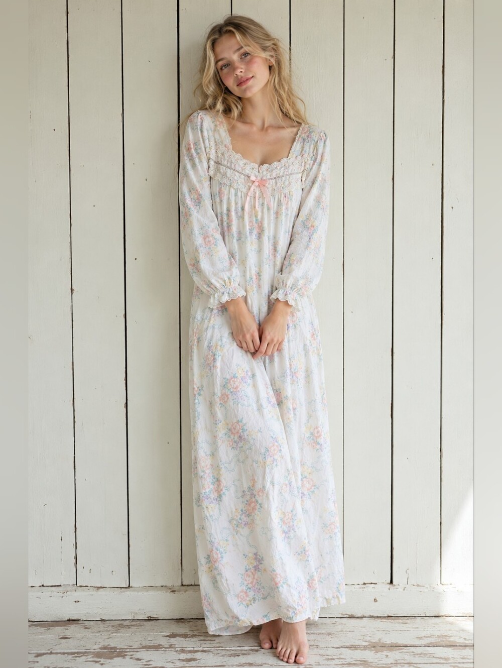 Vintage Intimate Details Floral Nightgown Size M Lace Bow Detail Sleepwear